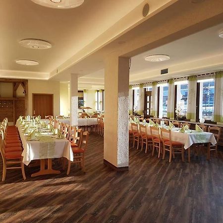 Sulzfeld  Hotel Fasold מראה חיצוני תמונה