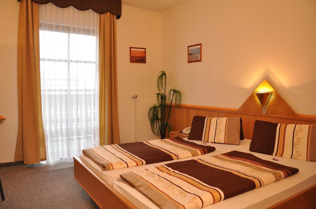 Sulzfeld  Hotel Fasold חדר תמונה