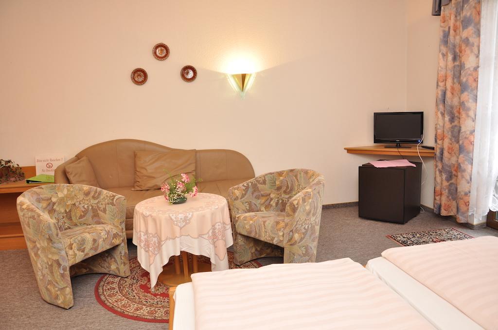 Sulzfeld  Hotel Fasold חדר תמונה