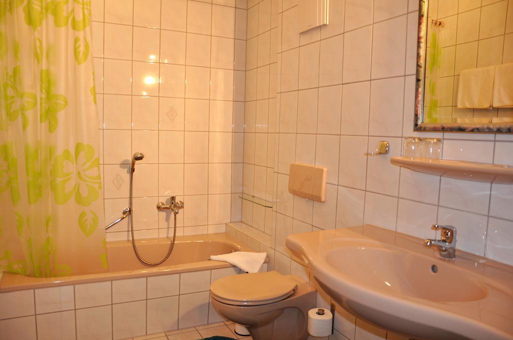 Sulzfeld  Hotel Fasold חדר תמונה