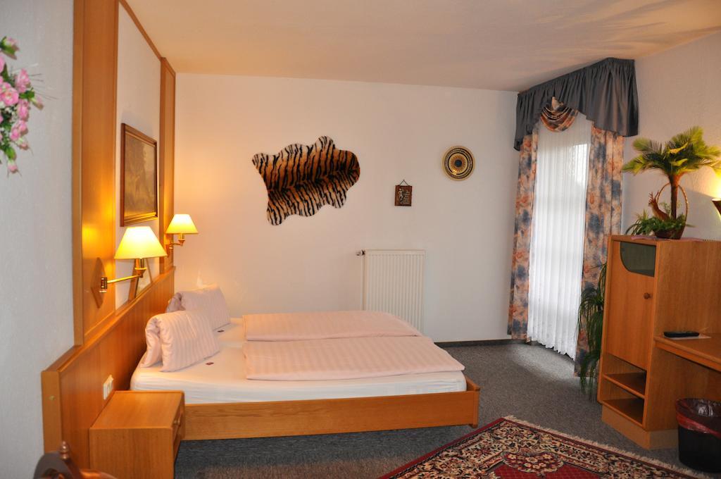 Sulzfeld  Hotel Fasold חדר תמונה